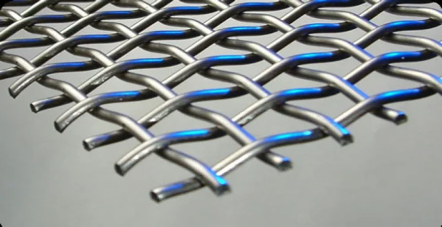 woven wire mesh features